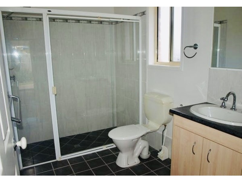 24 Corrimal Place, Sandstone Point QLD 4511