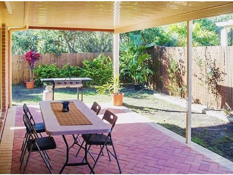 24 Corrimal Place, Sandstone Point QLD 4511