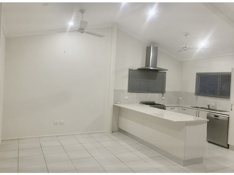 653 Ellerbeck Road, Cardwell QLD 4849