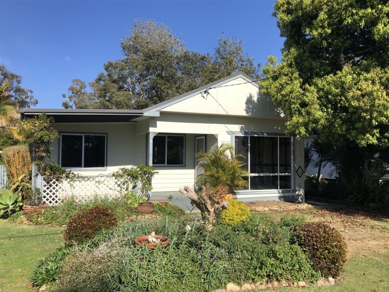 32 Camden Head Road, Dunbogan NSW 2443