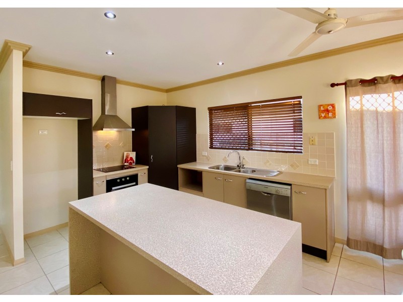 3 Burnham Street, Kirwan QLD 4817