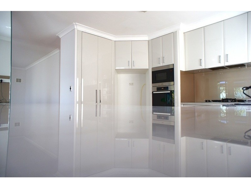 8 Dornie Place, Ardross WA 6153