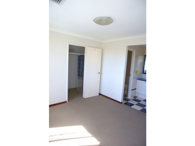 8 Dornie Place, Ardross WA 6153