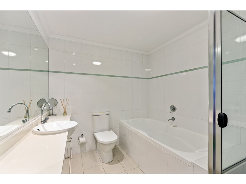 215/806 Bourke Street, Waterloo NSW 2017