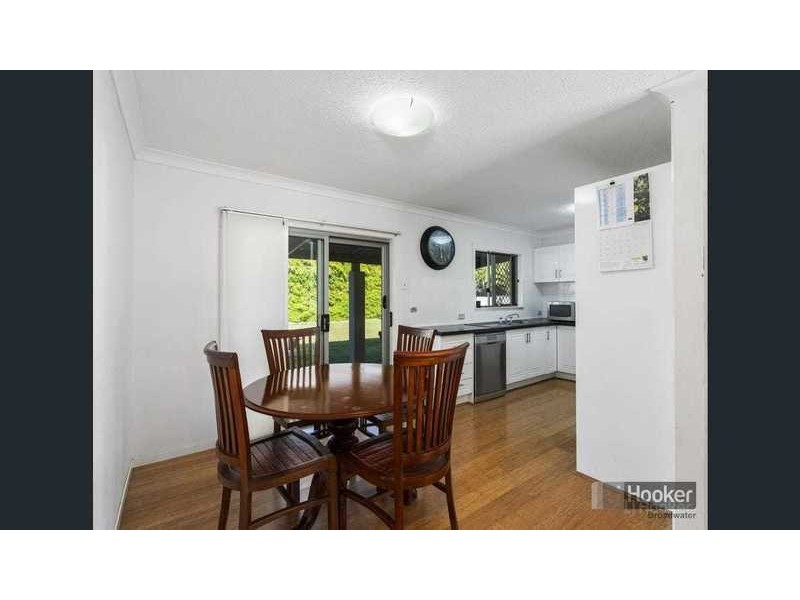 8 Newton Ave, Southport QLD 4215