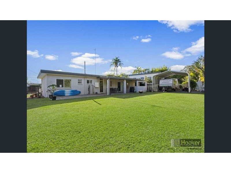 8 Newton Ave, Southport QLD 4215