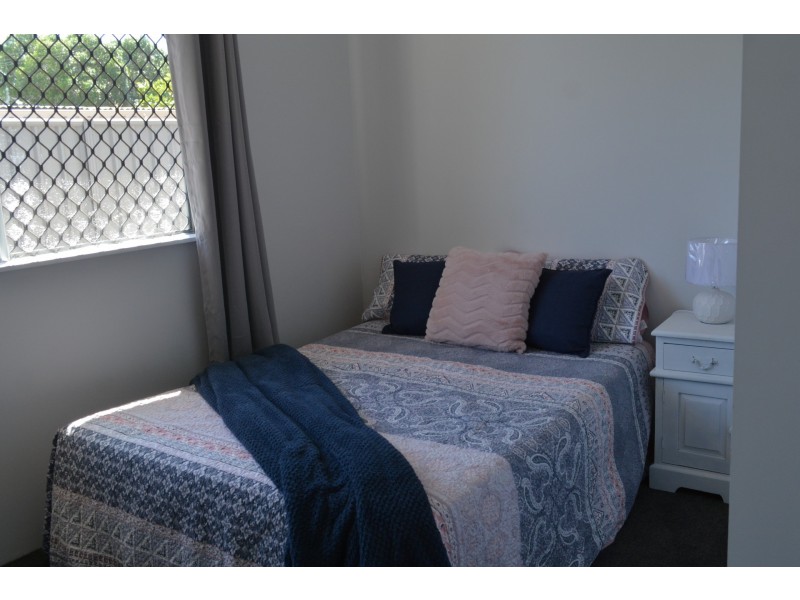 37 East Street, Mount Isa QLD 4825