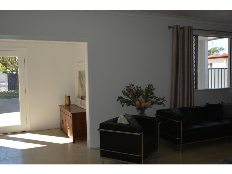 37 East Street, Mount Isa QLD 4825