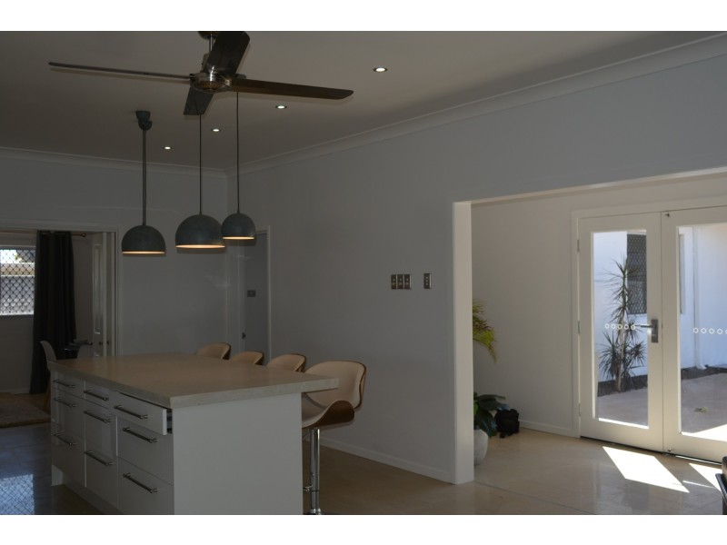 37 East Street, Mount Isa QLD 4825