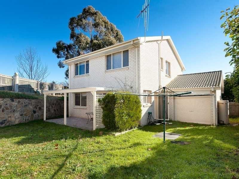 8 Patrick Brick Court, Queanbeyan East NSW 2620