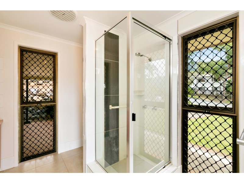 13-15 Bellbird Street, Bayview Heights QLD 4868