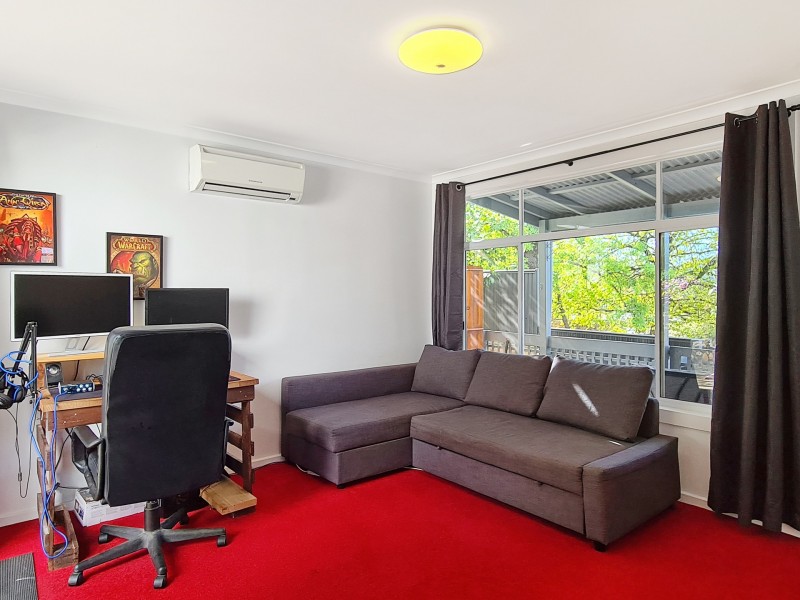 24 Centre Avenue, Eildon VIC 3713