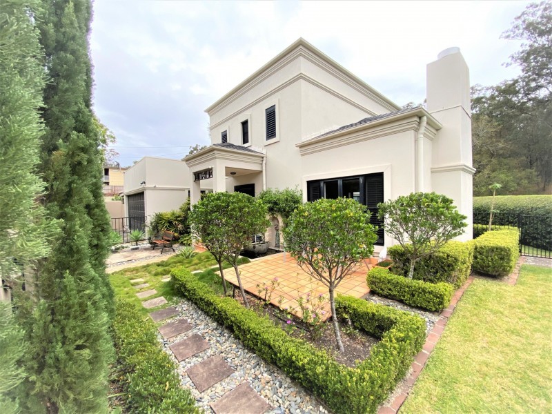 50 Baty Street, St Lucia QLD 4067