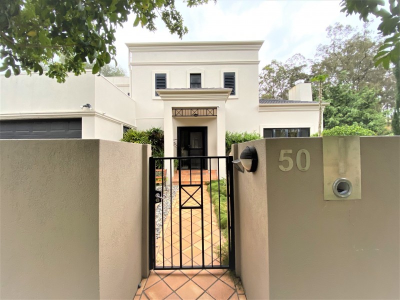 50 Baty Street, St Lucia QLD 4067