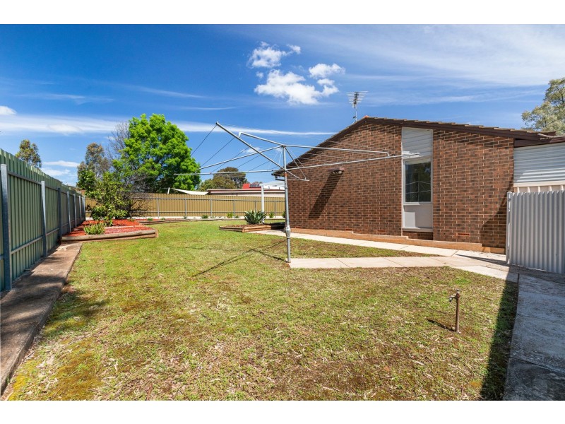 53 Paginton Crescent, Elizabeth East SA 5112