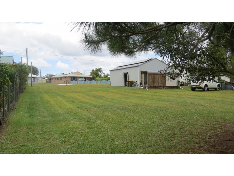 14 Regent Court, Cooloola Cove QLD 4580