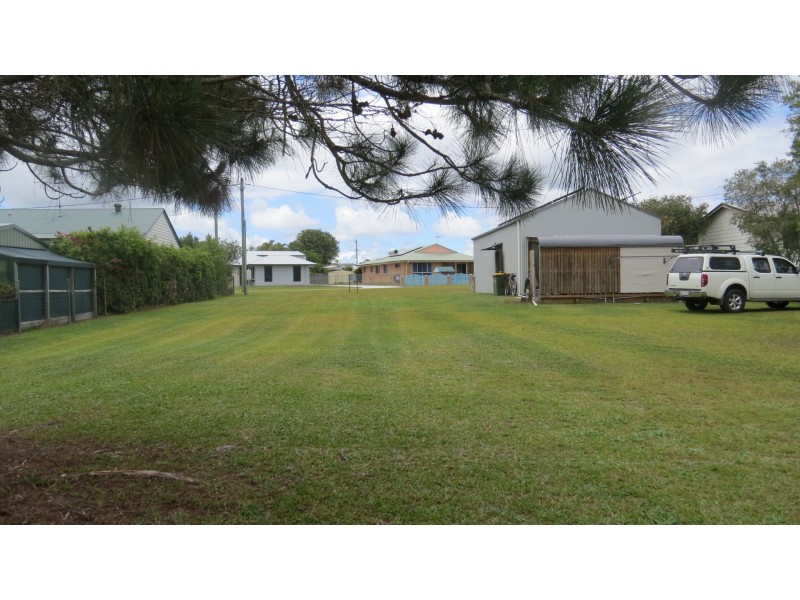 14 Regent Court, Cooloola Cove QLD 4580
