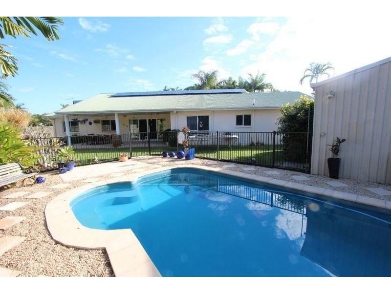 4 Tara Court, Thuringowa Central QLD 4817