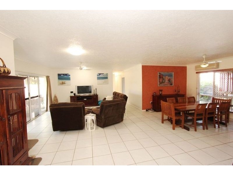 4 Tara Court, Thuringowa Central QLD 4817