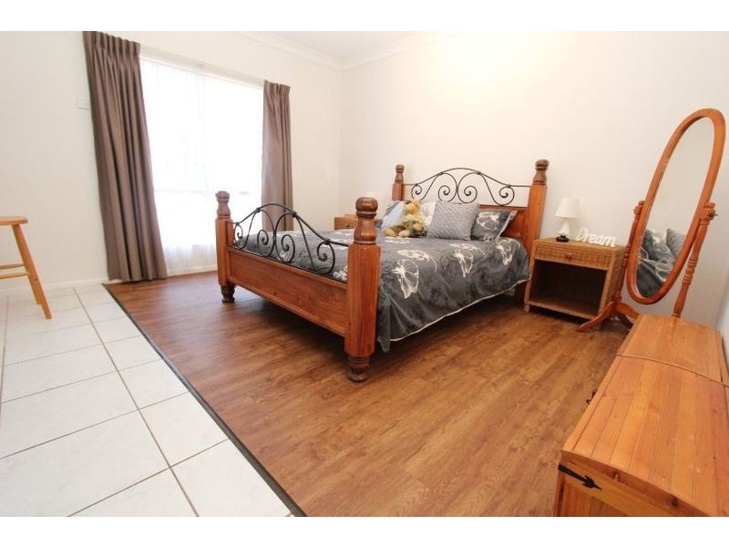 4 Tara Court, Thuringowa Central QLD 4817