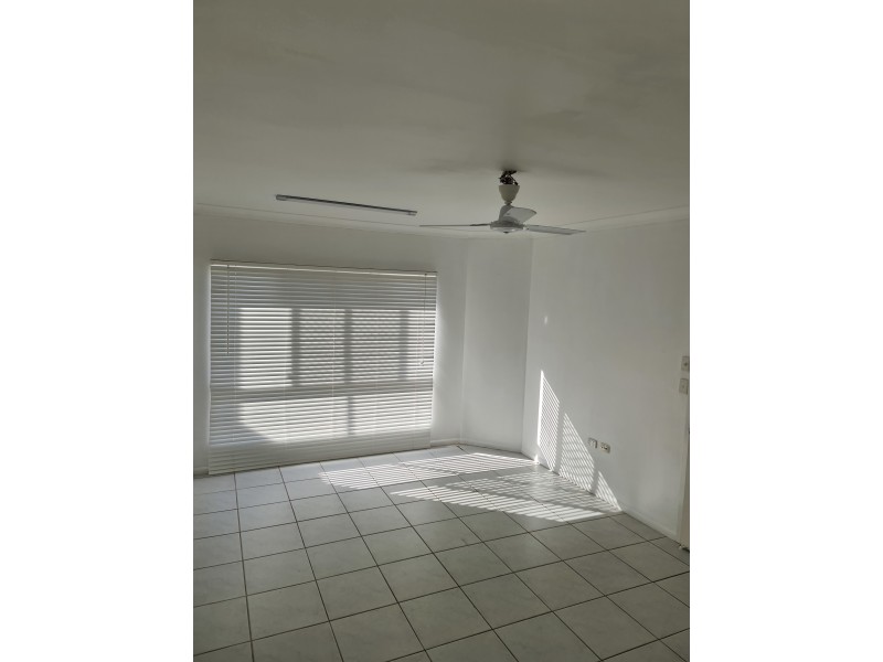 4 Tara Court, Thuringowa Central QLD 4817