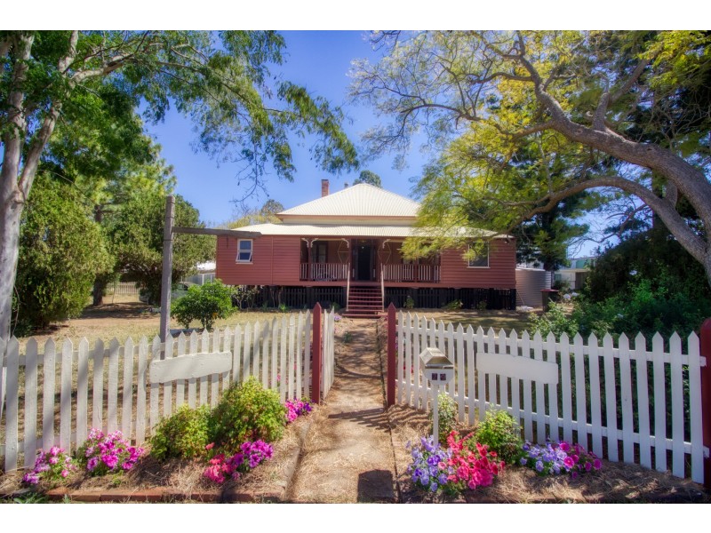 29 Gipps Street, East Nanango QLD 4615