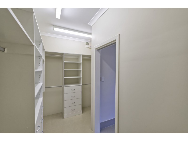 121 Grovedale Rd, Floreat WA 6014