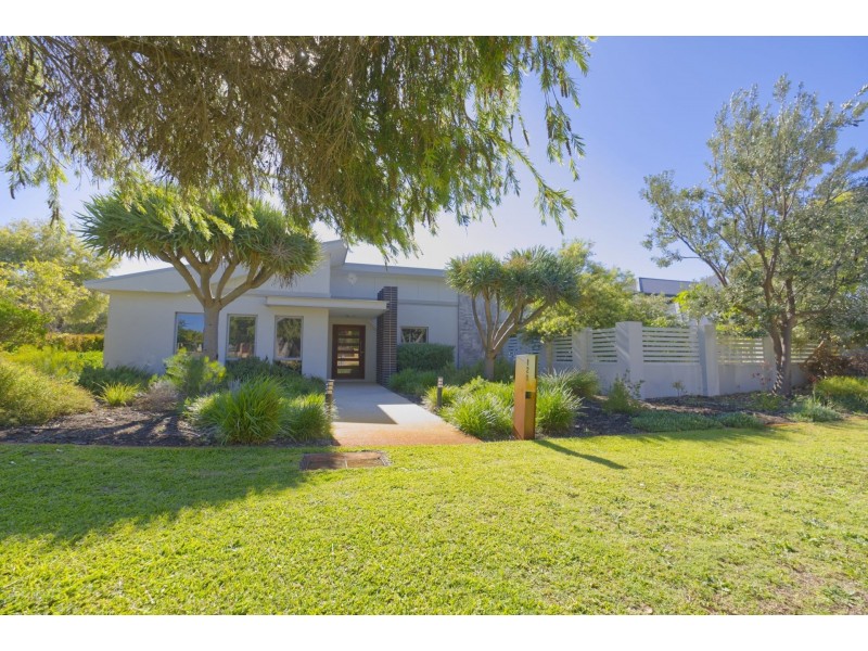 121 Grovedale Rd, Floreat WA 6014