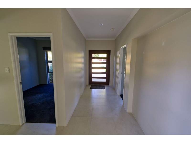 121 Grovedale Rd, Floreat WA 6014