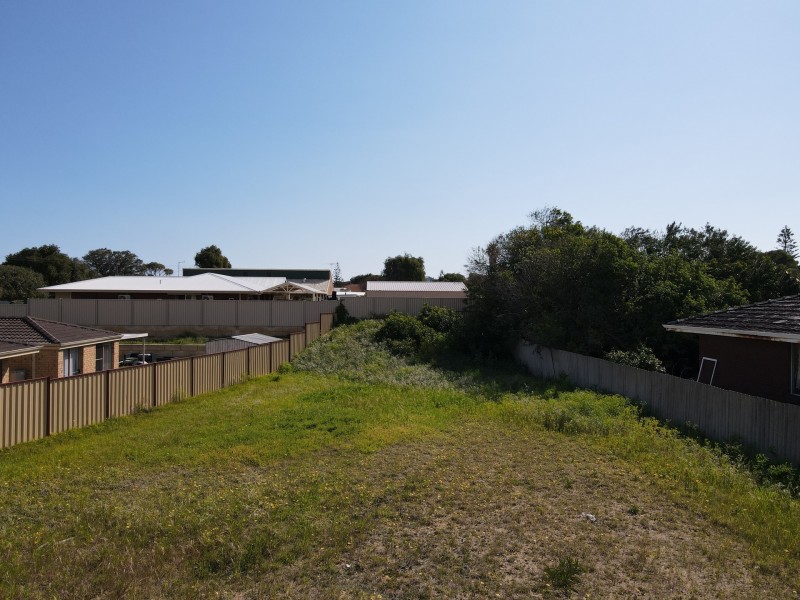 75 Currie Street, Waikiki WA 6169