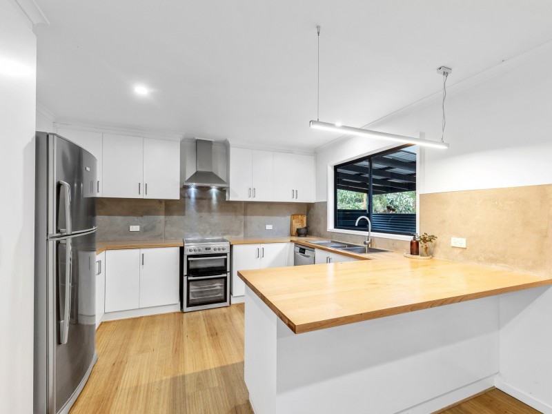 6 Fern Court, Heathcote Junction VIC 3758