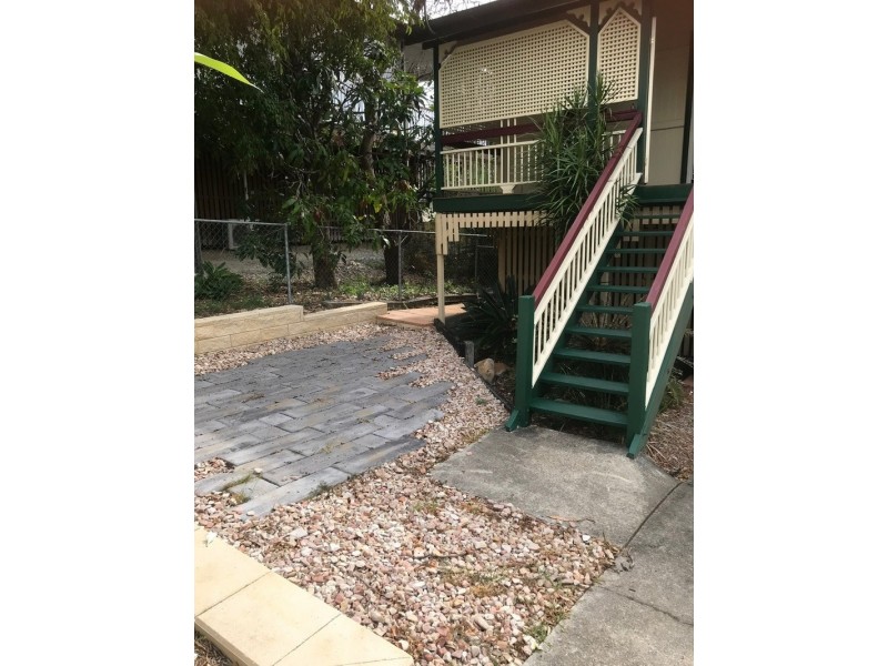 83 Bridgewater St, Morningside QLD 4170