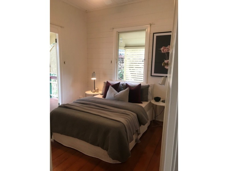 83 Bridgewater St, Morningside QLD 4170