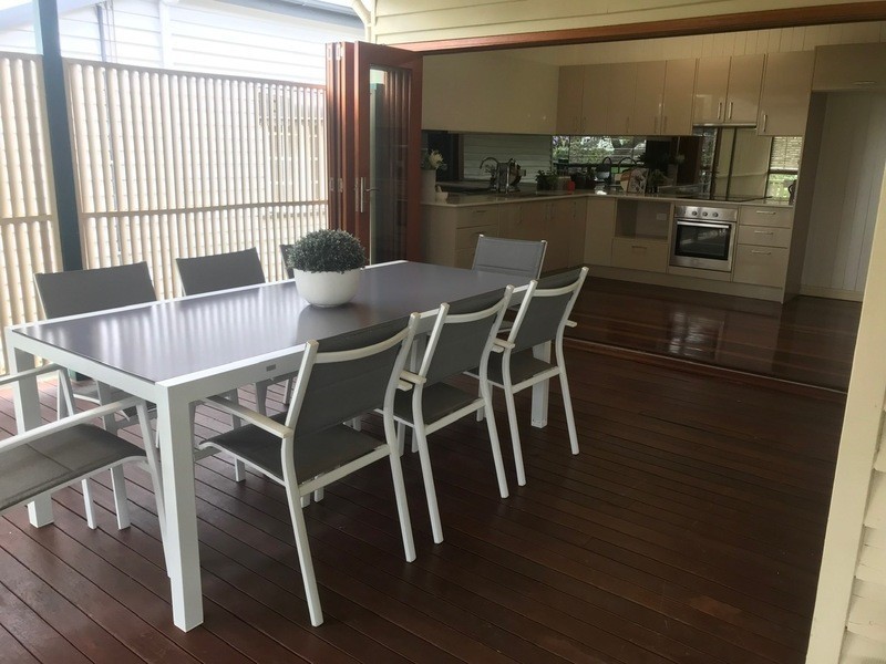 83 Bridgewater St, Morningside QLD 4170