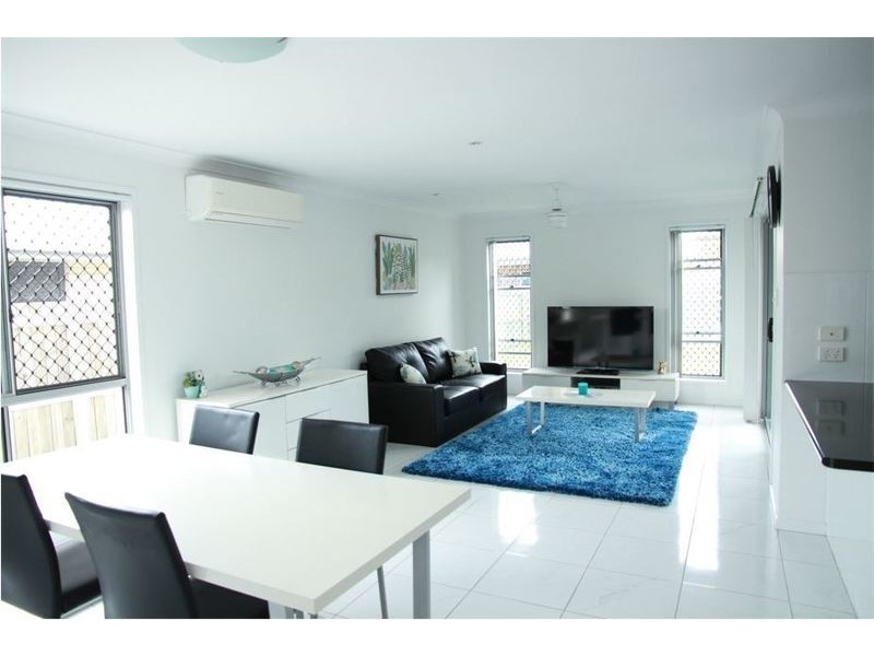 55 Cobblestone Avenue, Logan Reserve QLD 4133