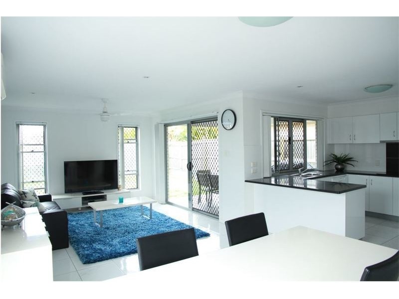 55 Cobblestone Avenue, Logan Reserve QLD 4133