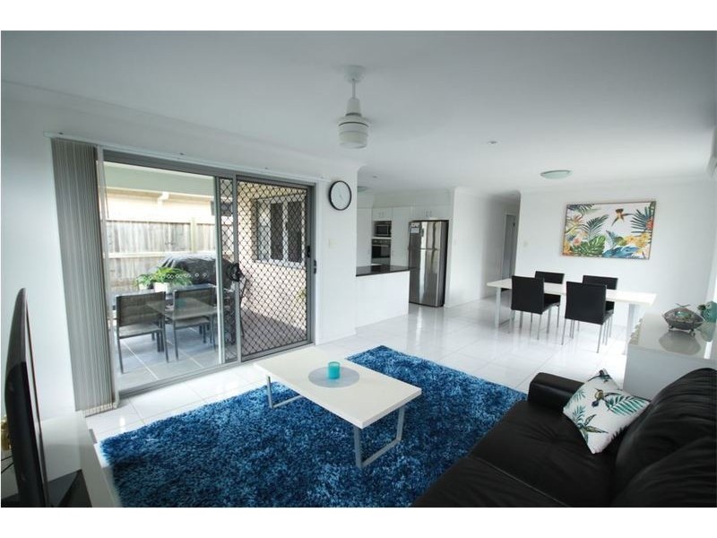 55 Cobblestone Avenue, Logan Reserve QLD 4133