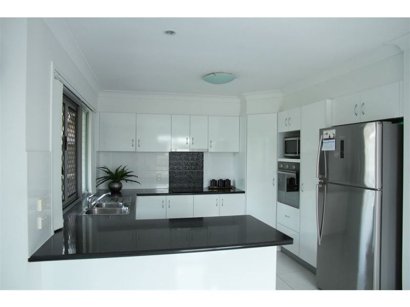 55 Cobblestone Avenue, Logan Reserve QLD 4133