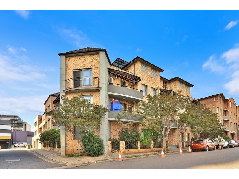13/18-20 Norfolk Street, Liverpool NSW 2170