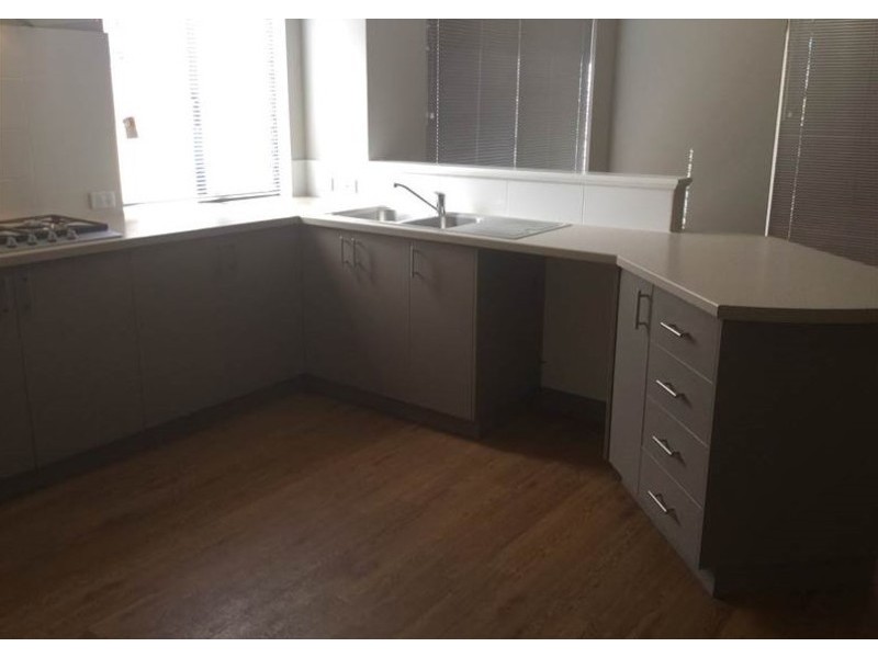 22 St Joseph Fairway, Success WA 6164