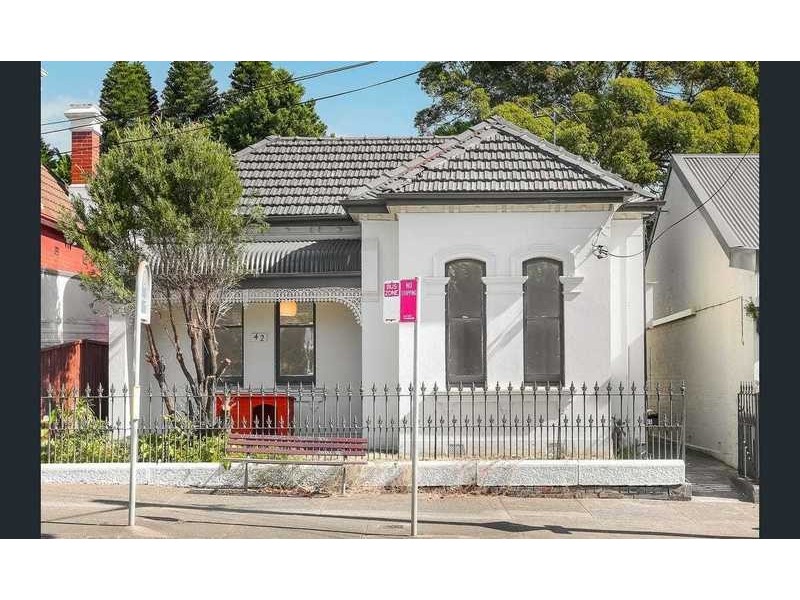 42 Crystal St, Petersham NSW 2049
