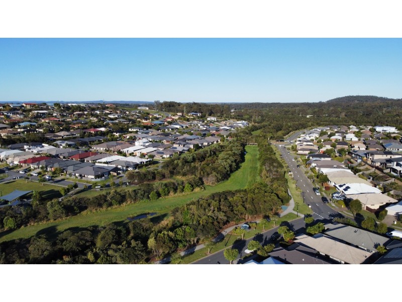 8 Preston Street, Ormeau Hills QLD 4208