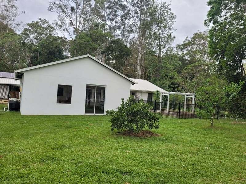 2963 Old Gympie Road, Beerwah QLD 4519