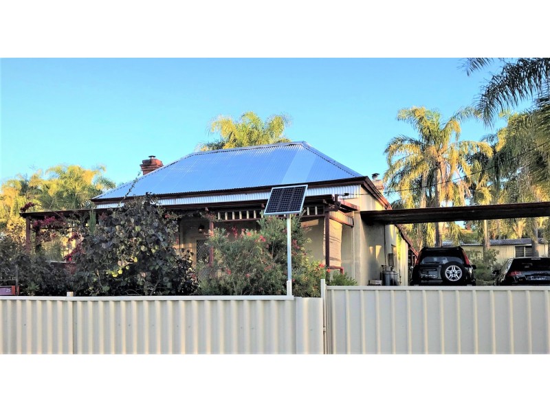 25 Croke Avenue, Northam WA 6401
