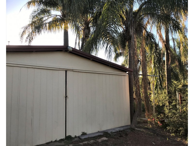 25 Croke Avenue, Northam WA 6401