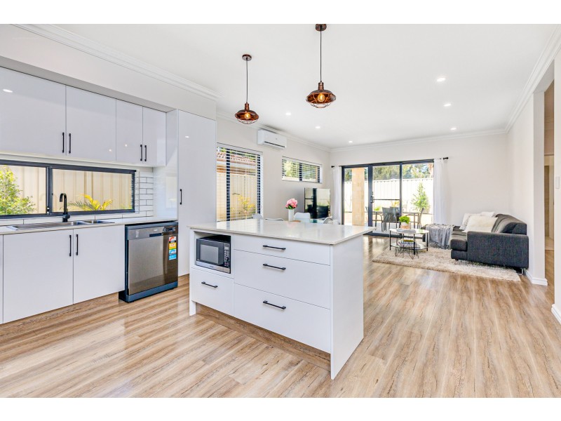 2a Parana crescent, Beechboro WA 6063