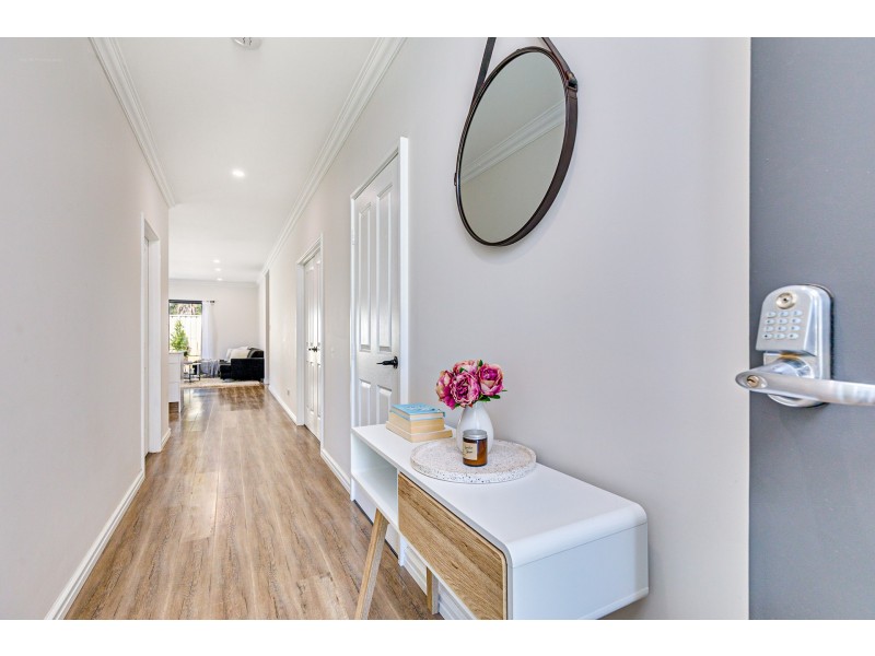 2a Parana crescent, Beechboro WA 6063