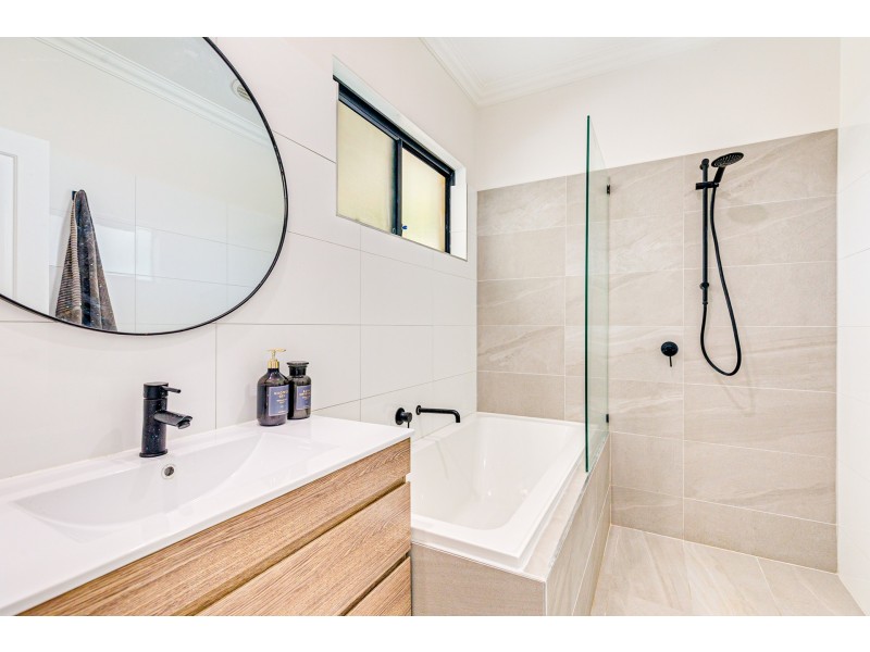 2a Parana crescent, Beechboro WA 6063