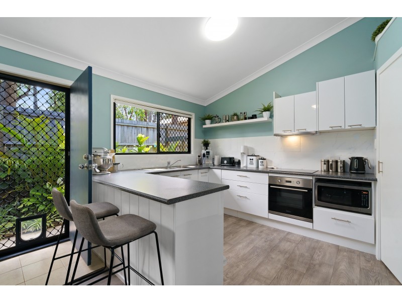 33 Dempsey Street, Russell Island QLD 4184