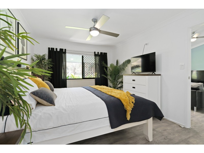 33 Dempsey Street, Russell Island QLD 4184